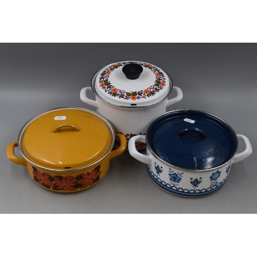 378 - A Set of Three Retro 1970's Enamelled Cooking Pots