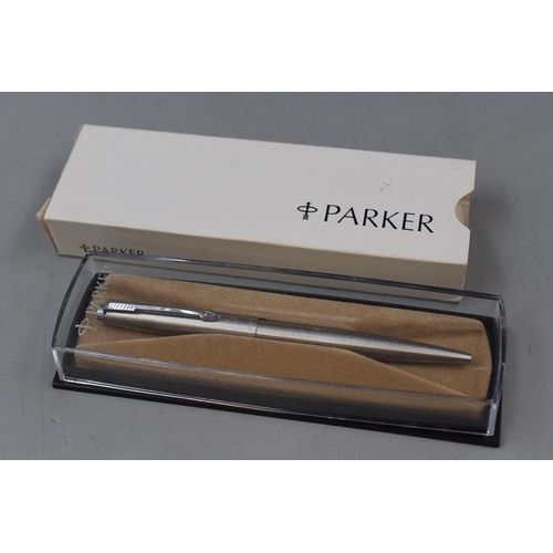 194 - Vintage Parker Pen 'Flighter' in Case