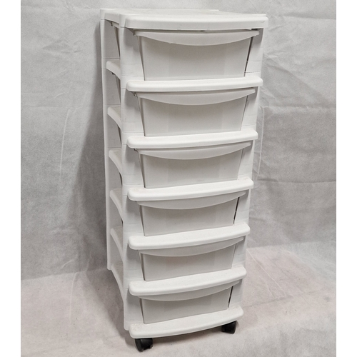 396 - Set of 6 Storage Drawers. Polypropylene