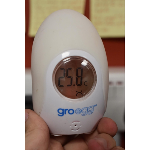 421 - Gro Egg Thermometer for Baby's Nursery. Working when tested