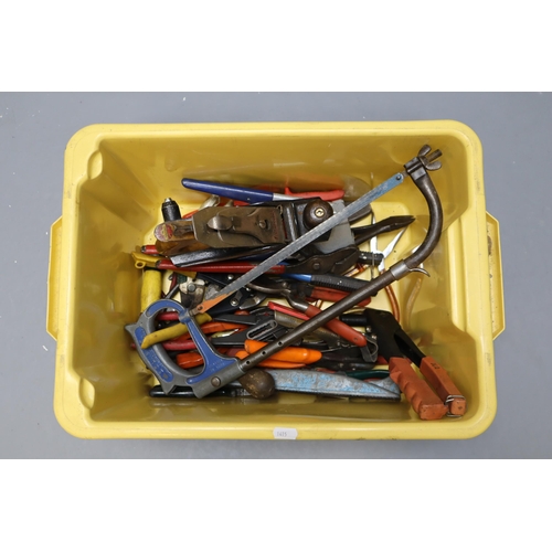 494 - Mixed selection of tools to include Stanley Acorn No4 plane cutters, snips, secateurs, pop rivet gun... 