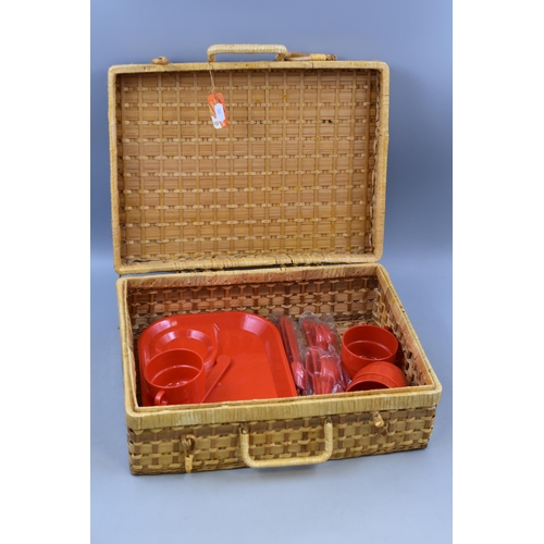 808 - Rattan Picnic Basket with Plastic Cutlery, Trays and Cups