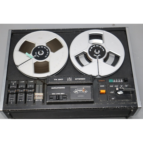 540 - Grundig Reel To Reel Tape Recorder With Tag . Selection of Reels, Microphone. Does Work but may requ... 