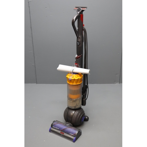 722 - Dyson Light Ball Multifloor Bagless Vacuum Cleaner (Working)