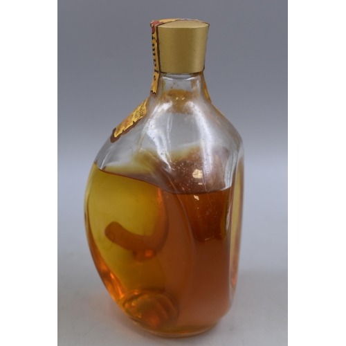 135 - A Bottle of Boxed Dimple Scotch Whiskey (26 2/3 Fluid oz), Sealed (Partially Eavporated)