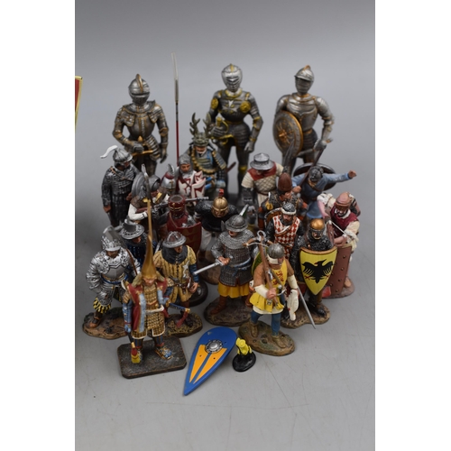 233 - A Selection of Thirty-Four Assorted Del Prado Painted Lead Figures, And Two Other Medieval Knight Fi... 