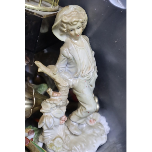 784 - Mixed Lot of Unchecked Vintage Ceramics and Porcelain items to include Statues and others