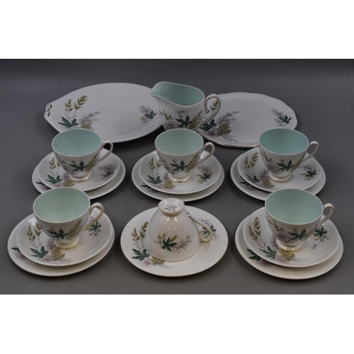 375 - A Nineteen Piece Queen Anne 'Louise' Tea Set