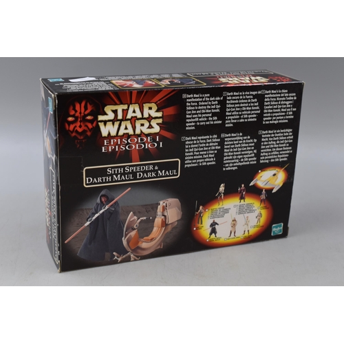 180 - Boxed 1998 Star Wars Sith Speeder and Darth Maul Dark Maul Model Number ( No 84141 )