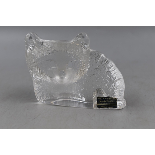 203 - Mats Jonasson signature collection glass cat, measures 4