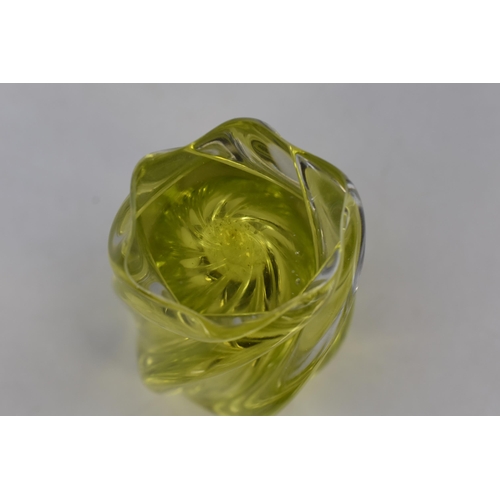 268 - A Mid-Century Lime Art Glass Josef Hospodka Style Vase, Approx 6.5