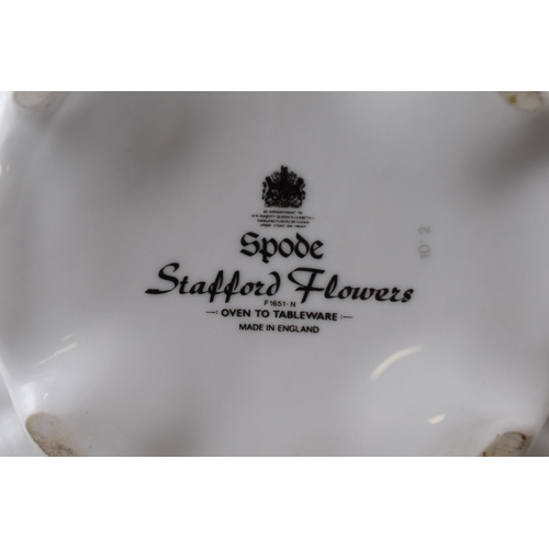 288 - A Spode 'Stafford Flowers' Lidded Tureen, Approx 8