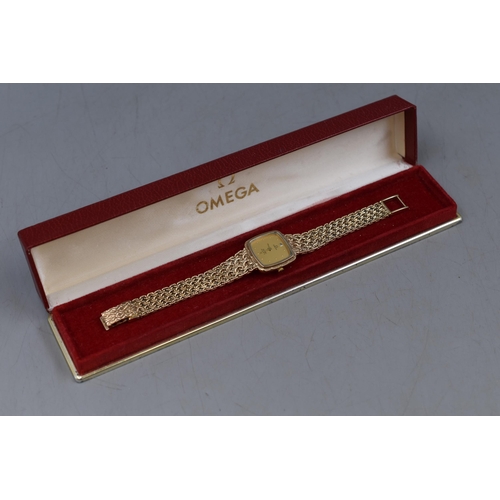 20 - An Omega De Ville Quartz Ladies Watch, With Hallmarked 9ct Gold Case and Strap. Comes With Original ... 