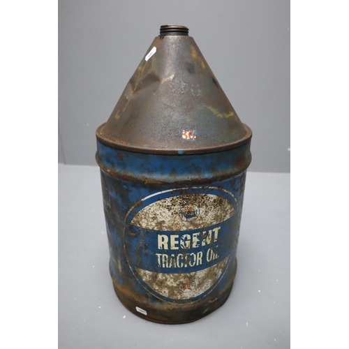 696 - Vintage Regent Tractor Oil Can (21