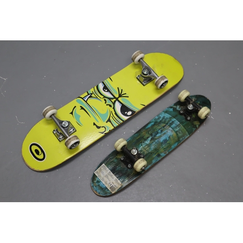 440 - Selection of 2 Skateboards including Smyths Toys Kids Size Skateboard and Osprey Skateboard