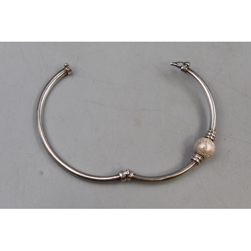 8 - A 925. Silver Childs Bangle