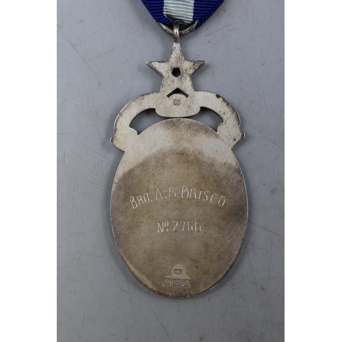 36 - A Hallmarked London Silver Royal Mint Masonic Jewish Humanitarian Medal, Circa 1936. In Presentation... 