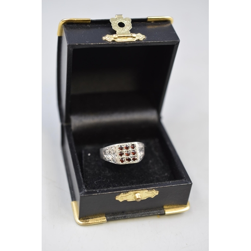 21 - Vintage Silver Garnet Stoned Ring (Size T)