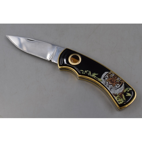 198 - A Franklin Mint Siberian Tiger Collectors Knife, In Pouch