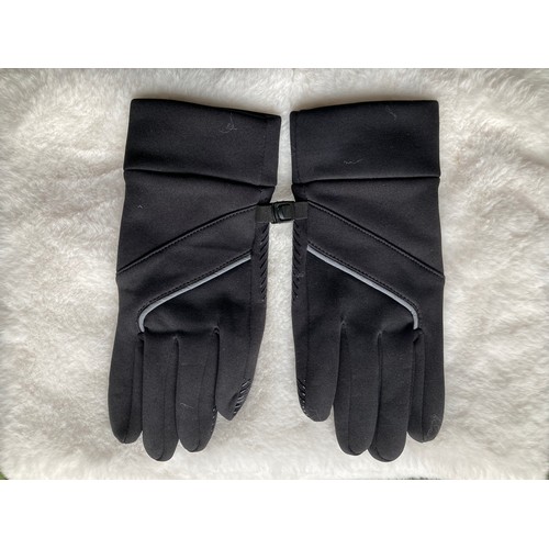 415 - Two pairs of anti slip, screen touch cycling gloves, size small and a waterproof mobile phone case/c... 