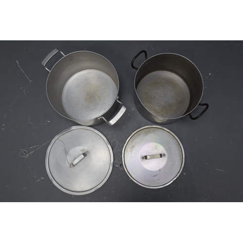 433 - Selection of 2 Large Steel Cooking Pots with Lids