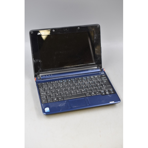 512 - A Boxed Acer Aspire One Laptop, In Blue. Powers on When Tested