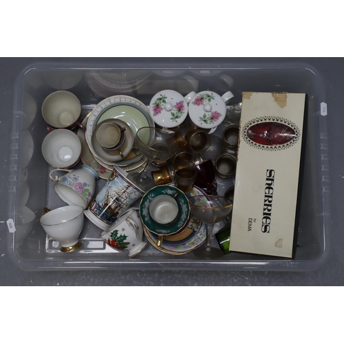 775 - Large Mixed Selection to include Babycham Glasses, Lustre Ware, Boxed Sherry Glasses and more