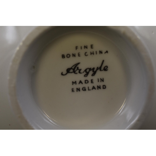 392 - Argyle Fine Bone China 30 Piece Tea set