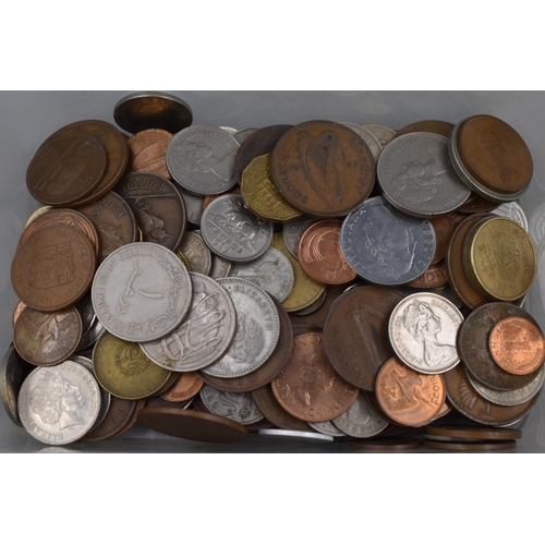 124 - Large Selection of Mixed UK and Worldwide Coinage (1.18kg)