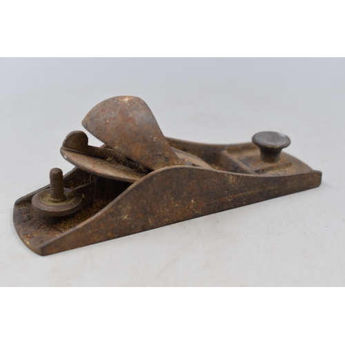 453 - A Vintage Union Woodworking Plane, Approx 7