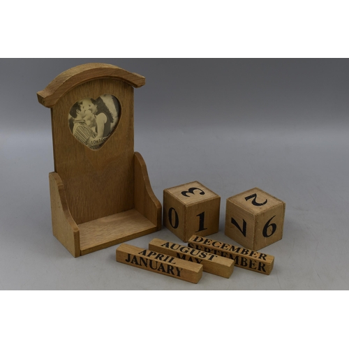 193 - Oak Desktop Perpetual Calendar with Photo Frame