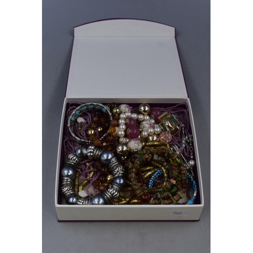 501 - Large Selection of Mixed Unsorted Jewellery