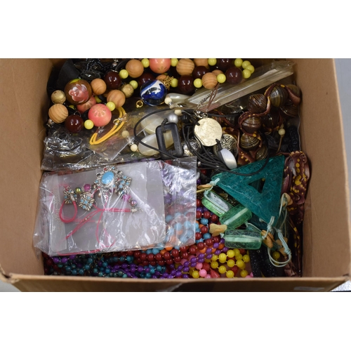 502 - Large Selection of Mixed Unsorted Jewellery (2.5 kg)