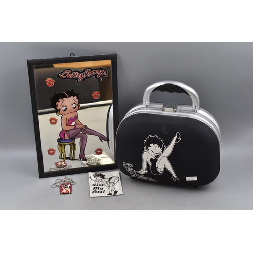 537 - Betty Boop Lot, To Include Vanity Case (approx 11