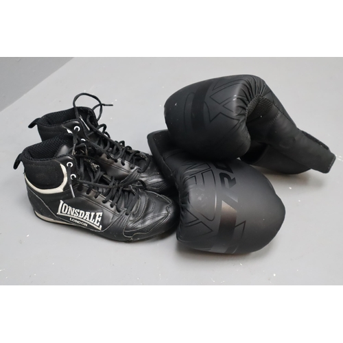 582 - Pair of Lonsdale Boxing Shoes (Size 6) and Black Loma Tech Boxing Gloves