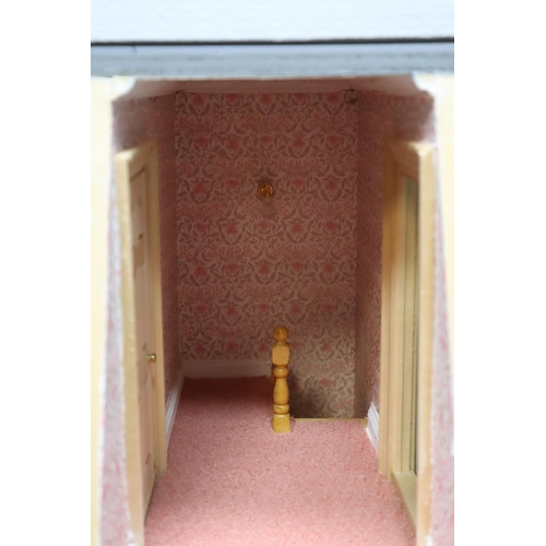 613 - Vintage Georgian Style Wooden Doll House with Lighting (Powers On When Tested) 32.5