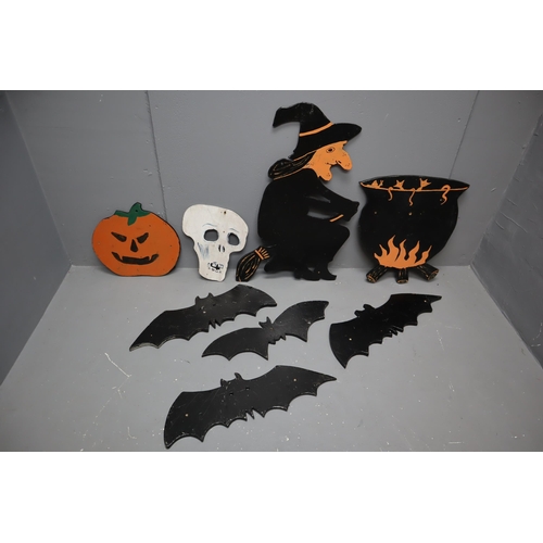 709 - Selection of Halloween Decorations - One Witch 30