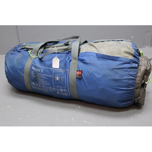 728 - Large Bag of what seems to be Camping Equipment (unsure of what the contents are)