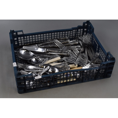 845 - Large Quantity of Mixed Cutlery