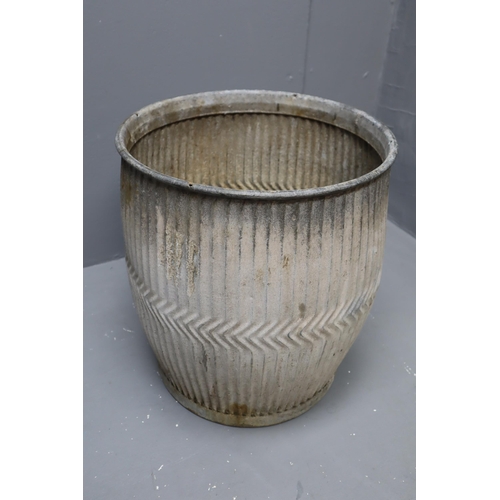 739 - A Galvanised Metal Dolly Tub, Approx 21