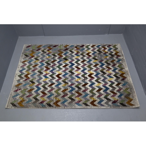 767 - Turkish Made 16th Avenue Rug (Size 120 x 170)