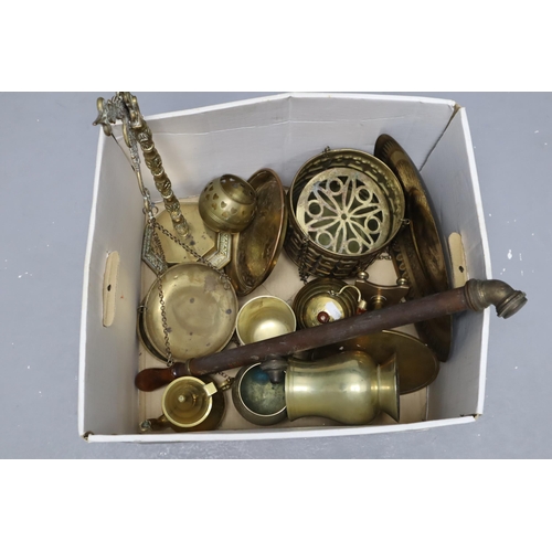 908 - Large Selection of Brassware to include various items