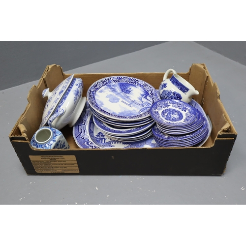 935 - Selection of Blue and White Pottery items to include Large Platter and more