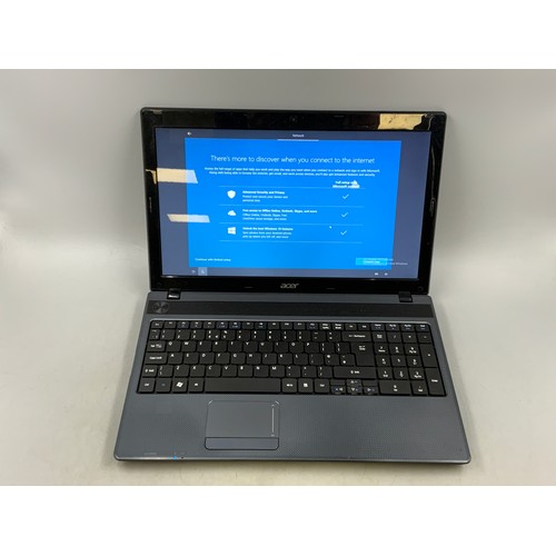 517A - Acer Aspire 5250 Windows 10 Laptop with 16