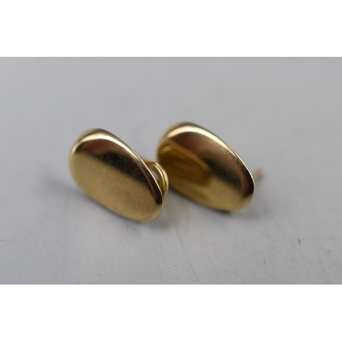 5 - Pair of Gold 375 Oval Shaped Earrings