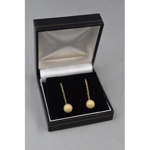 48 - Pair of 14ct Gold Drop Earrings. Complete with Presentation Box