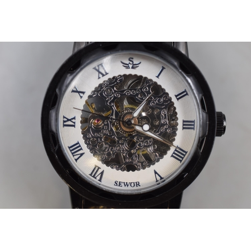 108 - A Kinetic Sewor Gents Skeleton Watch