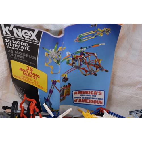 838 - Bag of K'Nex Building pieces