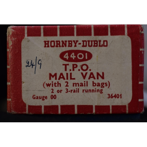 200 - Hornby Dublo ' Royal Mail ' Mail Van In Original Box Model No ( 4401 ) OO Gauge, Mail Van Only