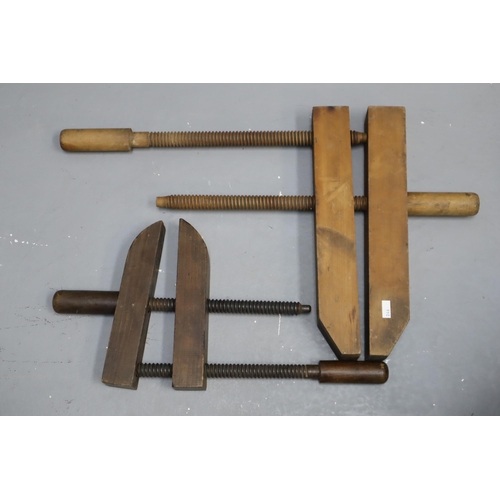 621 - two Vintage joiners clamps, one 16